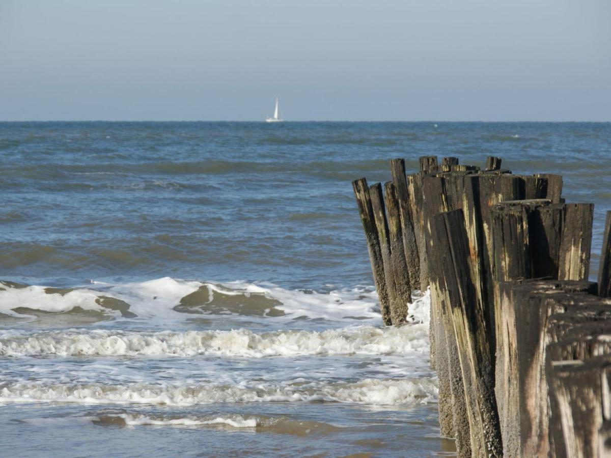 Romantic Holiday Home In Schoorl Near The Sea Exteriör bild